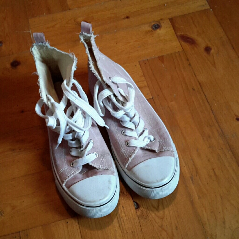 Tenis